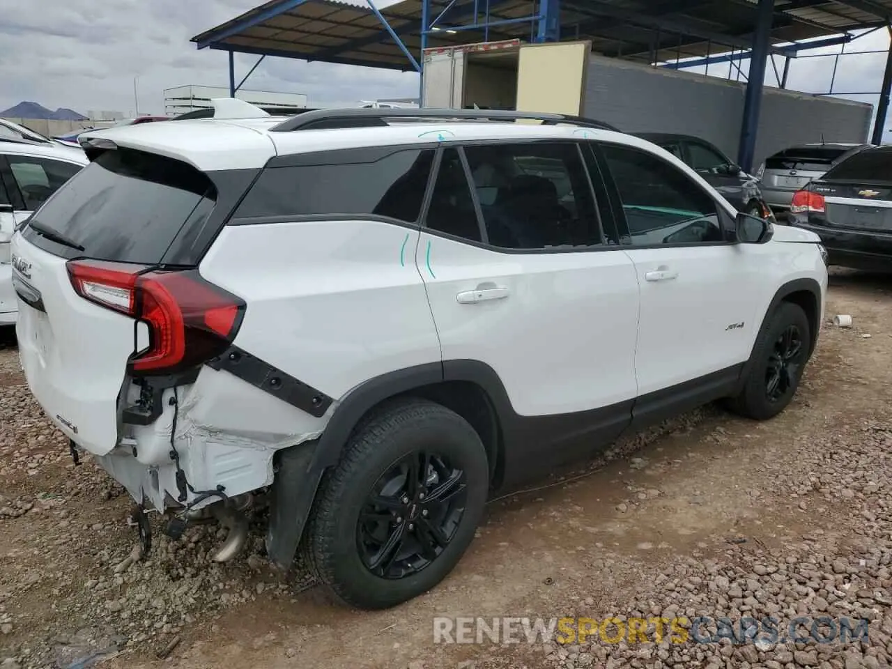 3 Фотография поврежденного автомобиля 3GKALYEG9PL158855 GMC TERRAIN AT 2023
