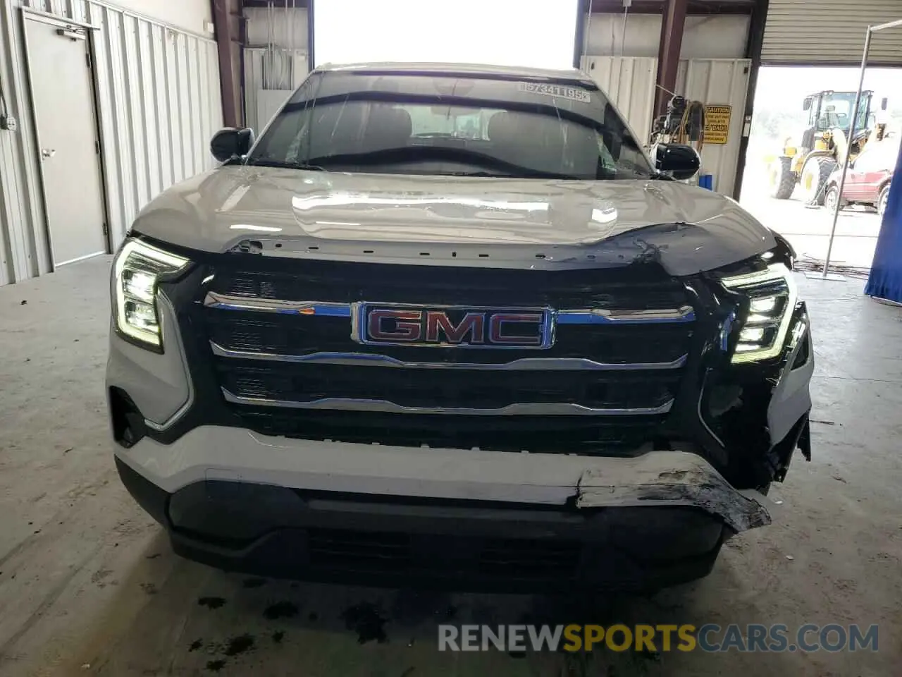 5 Фотография поврежденного автомобиля 3GKALUEG7SL258065 GMC TERRAIN EL 2025