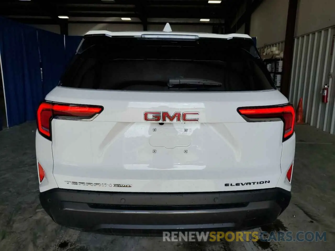 6 Фотография поврежденного автомобиля 3GKALUEG7SL258065 GMC TERRAIN EL 2025