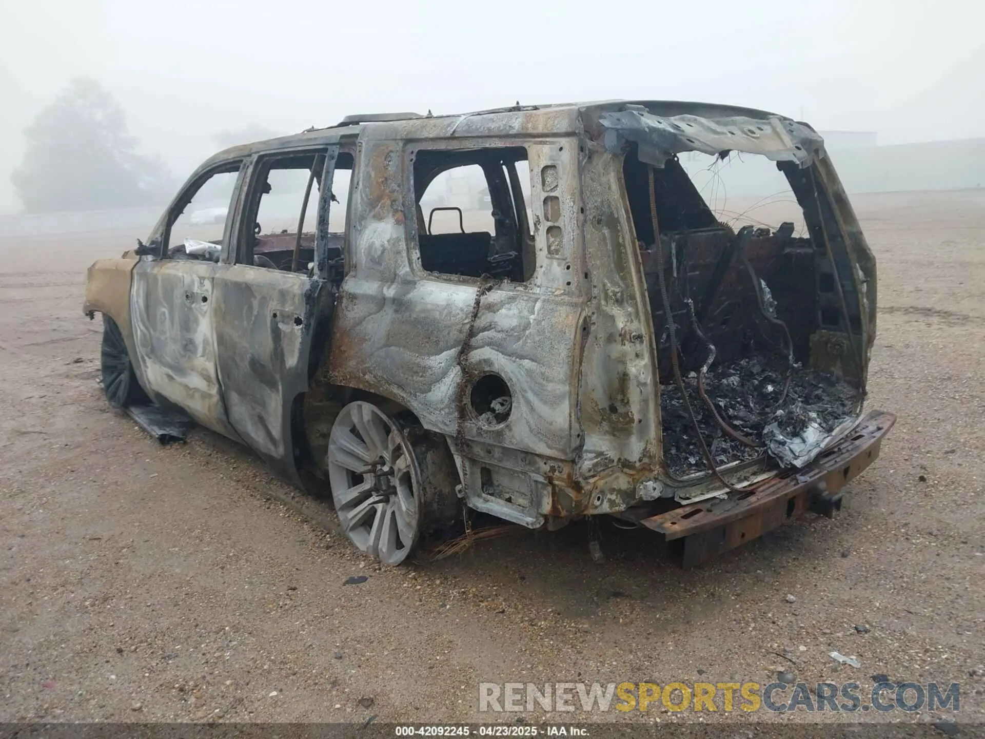3 Фотография поврежденного автомобиля 1GKS1CKJ6KR223319 GMC YUKON 2019