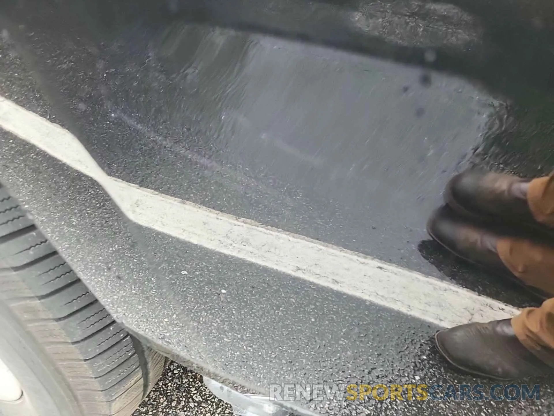 13 Photograph of a damaged car 1GKS2BKC0KR281127 GMC YUKON 2019