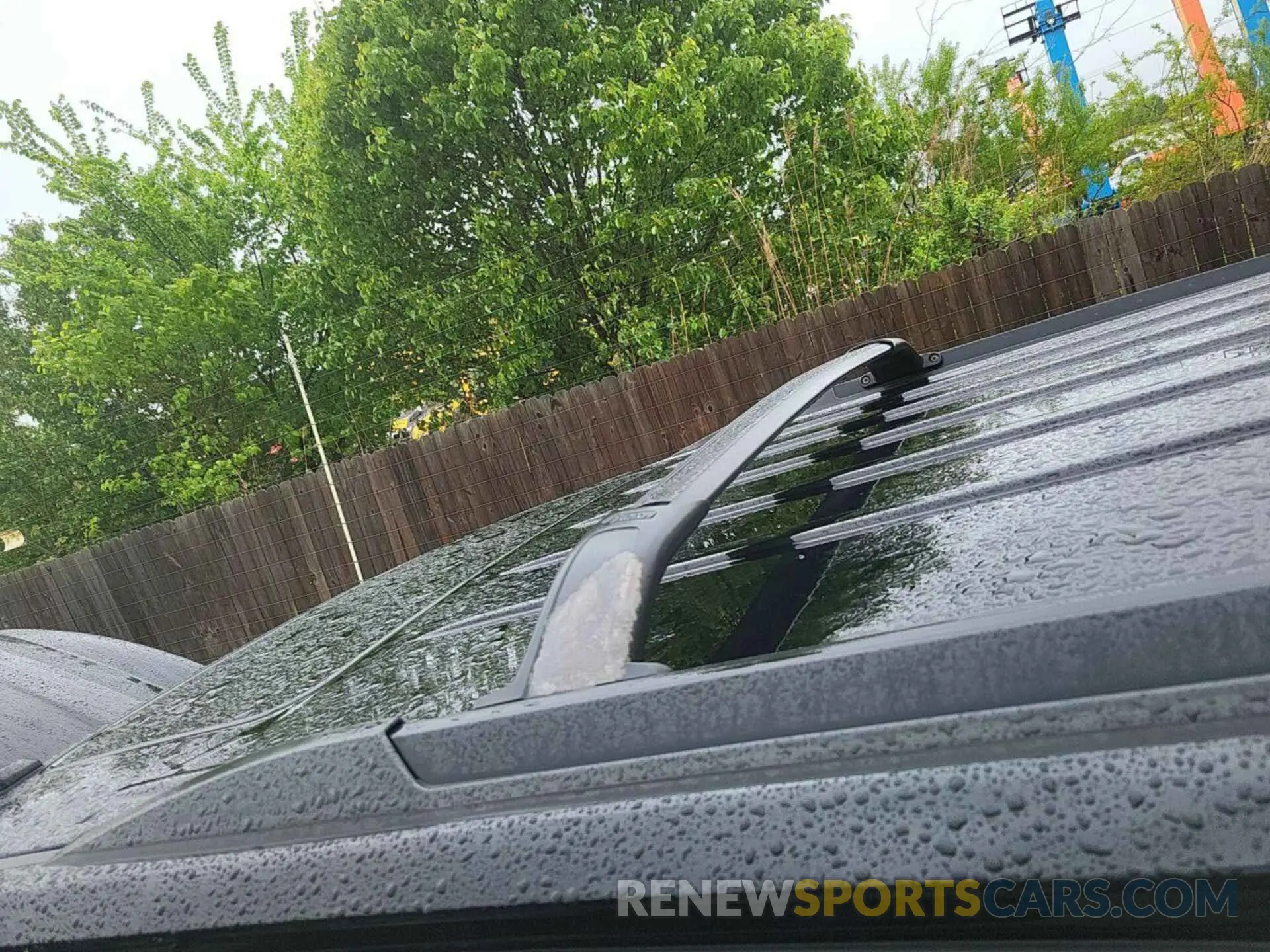 7 Photograph of a damaged car 1GKS2BKC0KR281127 GMC YUKON 2019