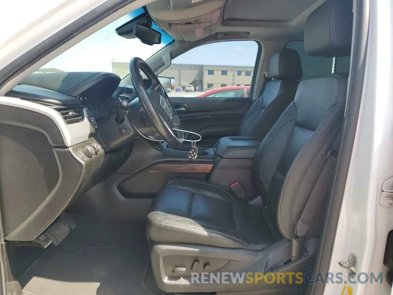 7 Фотография поврежденного автомобиля 1GKS2BKC1KR180128 GMC YUKON 2019