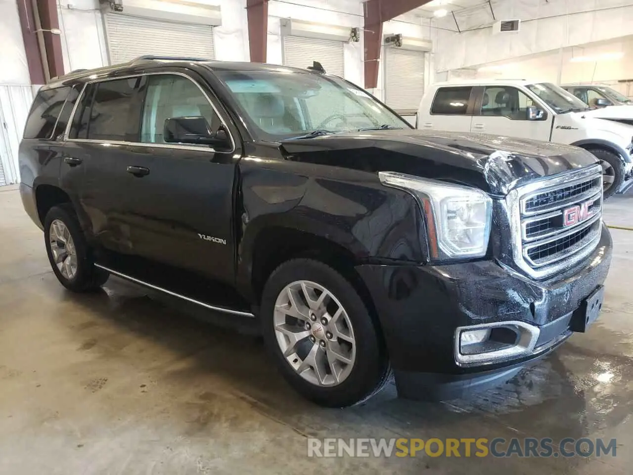4 Фотография поврежденного автомобиля 1GKS2BKC2KR238408 GMC YUKON 2019