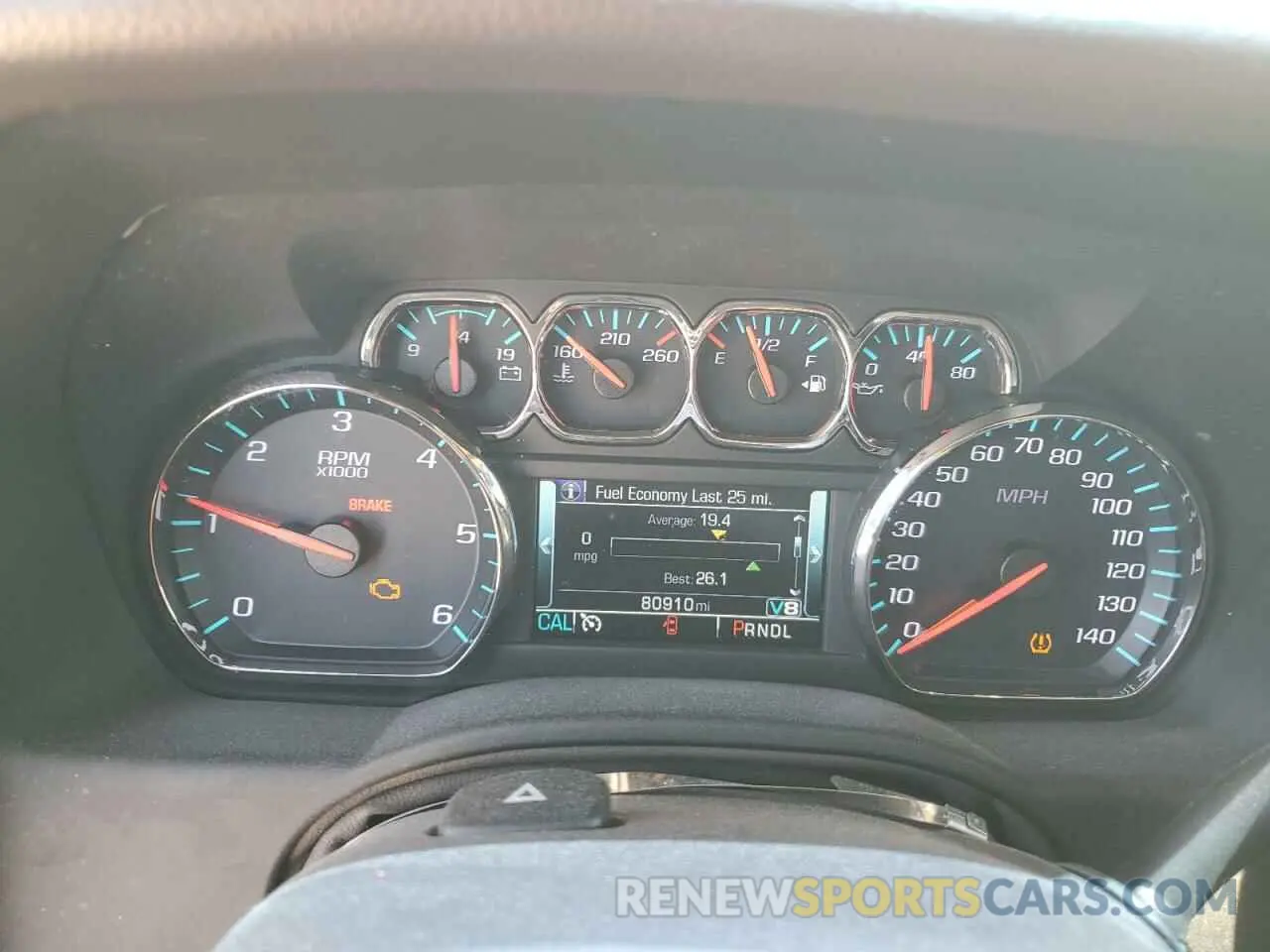 9 Photograph of a damaged car 1GKS2BKC3KR231127 GMC YUKON 2019