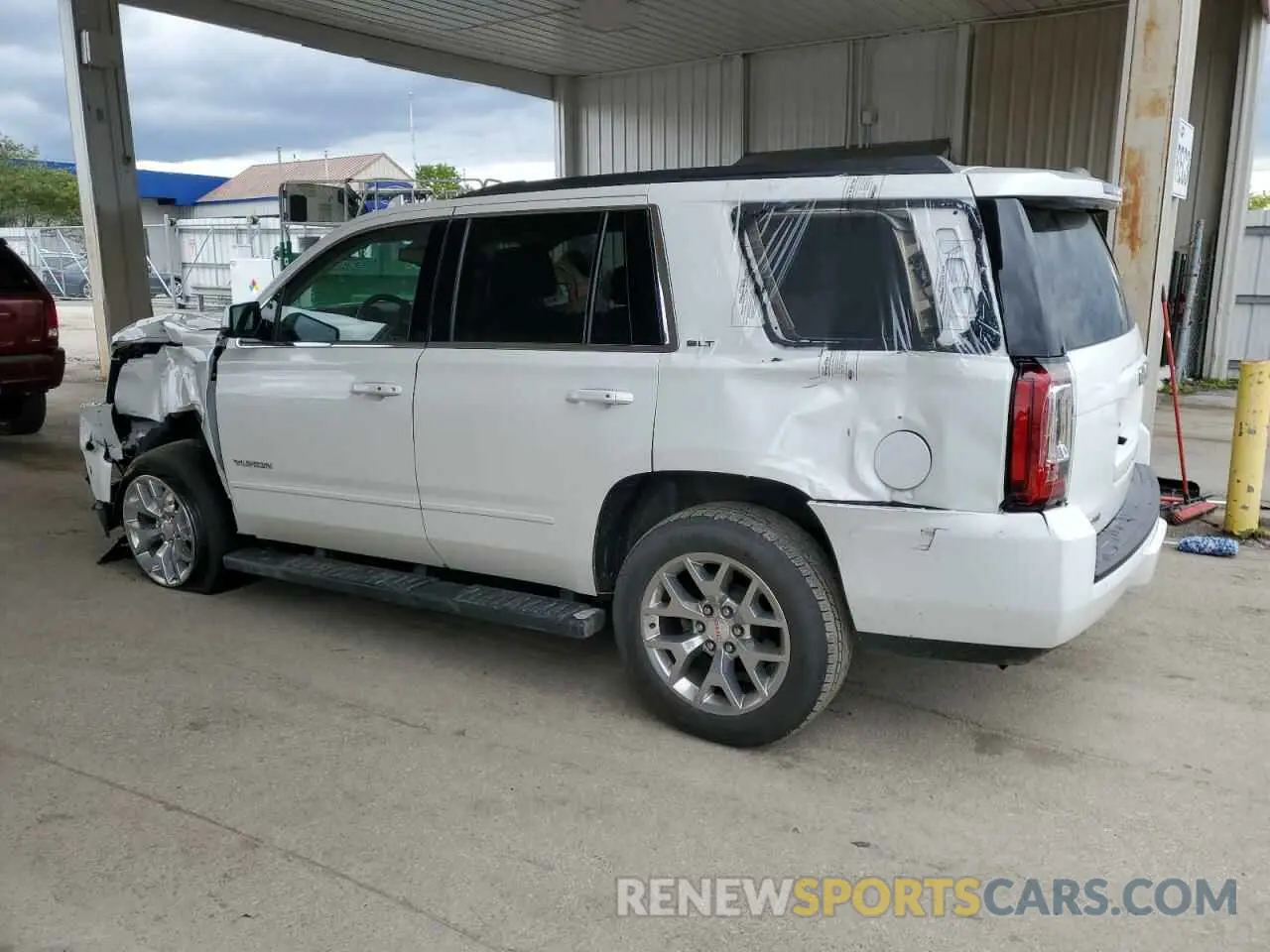 2 Фотография поврежденного автомобиля 1GKS2BKC4KR307857 GMC YUKON 2019