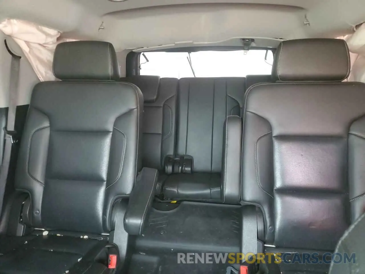 10 Фотография поврежденного автомобиля 1GKS2BKC5KR166412 GMC YUKON 2019