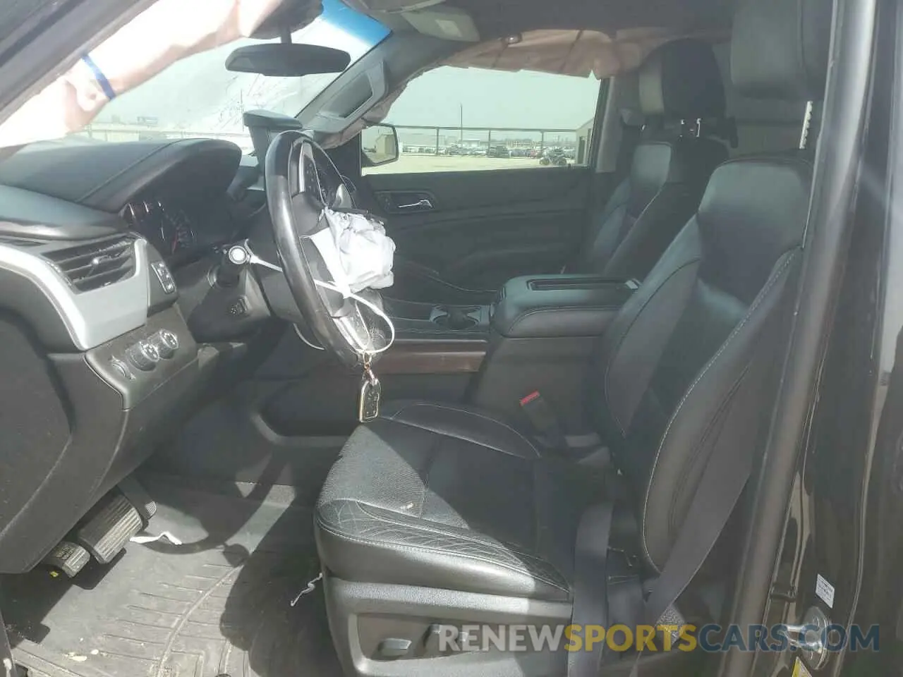 7 Фотография поврежденного автомобиля 1GKS2BKC5KR166412 GMC YUKON 2019