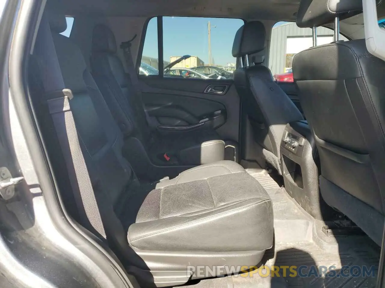 11 Фотография поврежденного автомобиля 1GKS2BKCXKR380618 GMC YUKON 2019