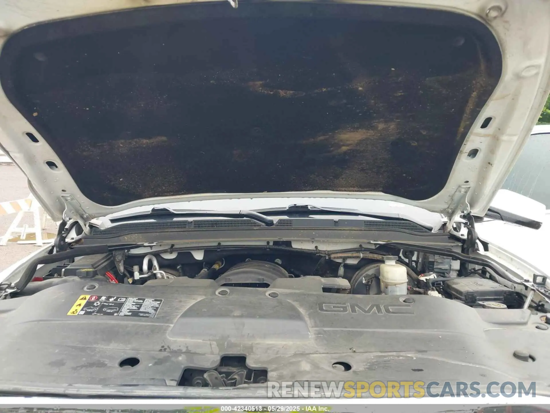 10 Фотография поврежденного автомобиля 1GKS2CKJ1KR224178 GMC YUKON 2019