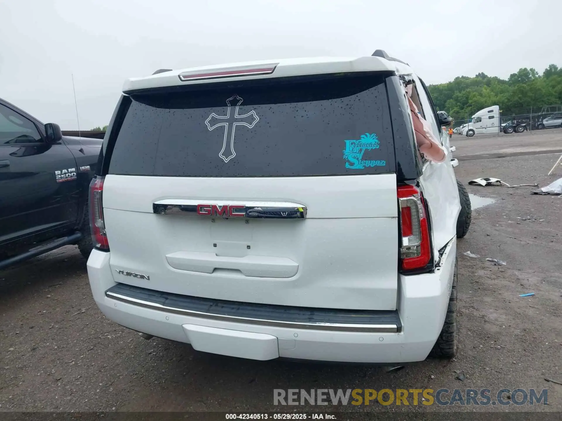 16 Фотография поврежденного автомобиля 1GKS2CKJ1KR224178 GMC YUKON 2019