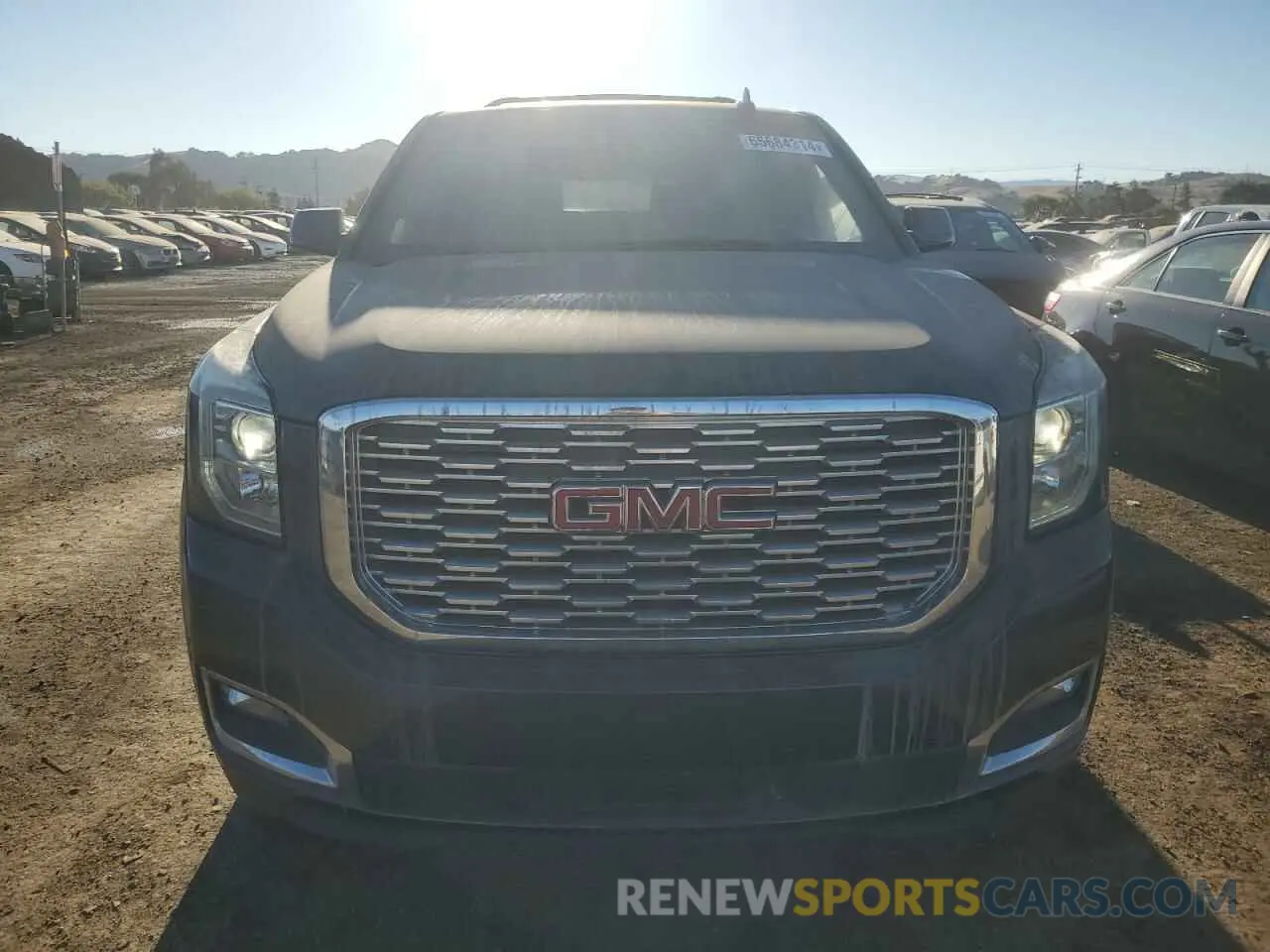 5 Фотография поврежденного автомобиля 1GKS2CKJ5KR300324 GMC YUKON 2019