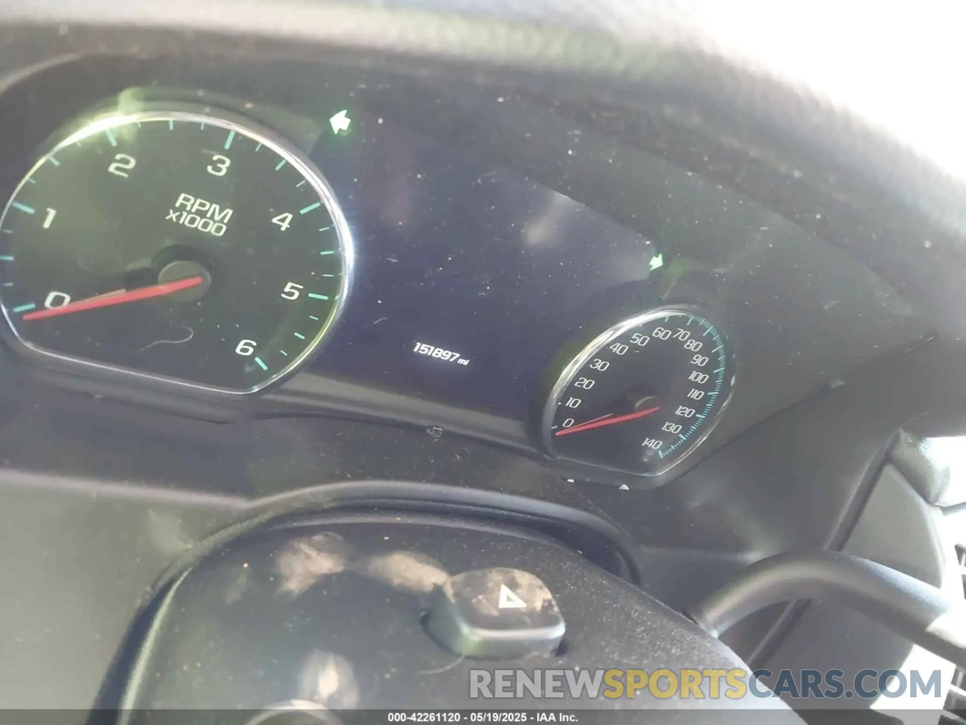 15 Photograph of a damaged car 1GKS2CKJ7KR156212 GMC YUKON 2019