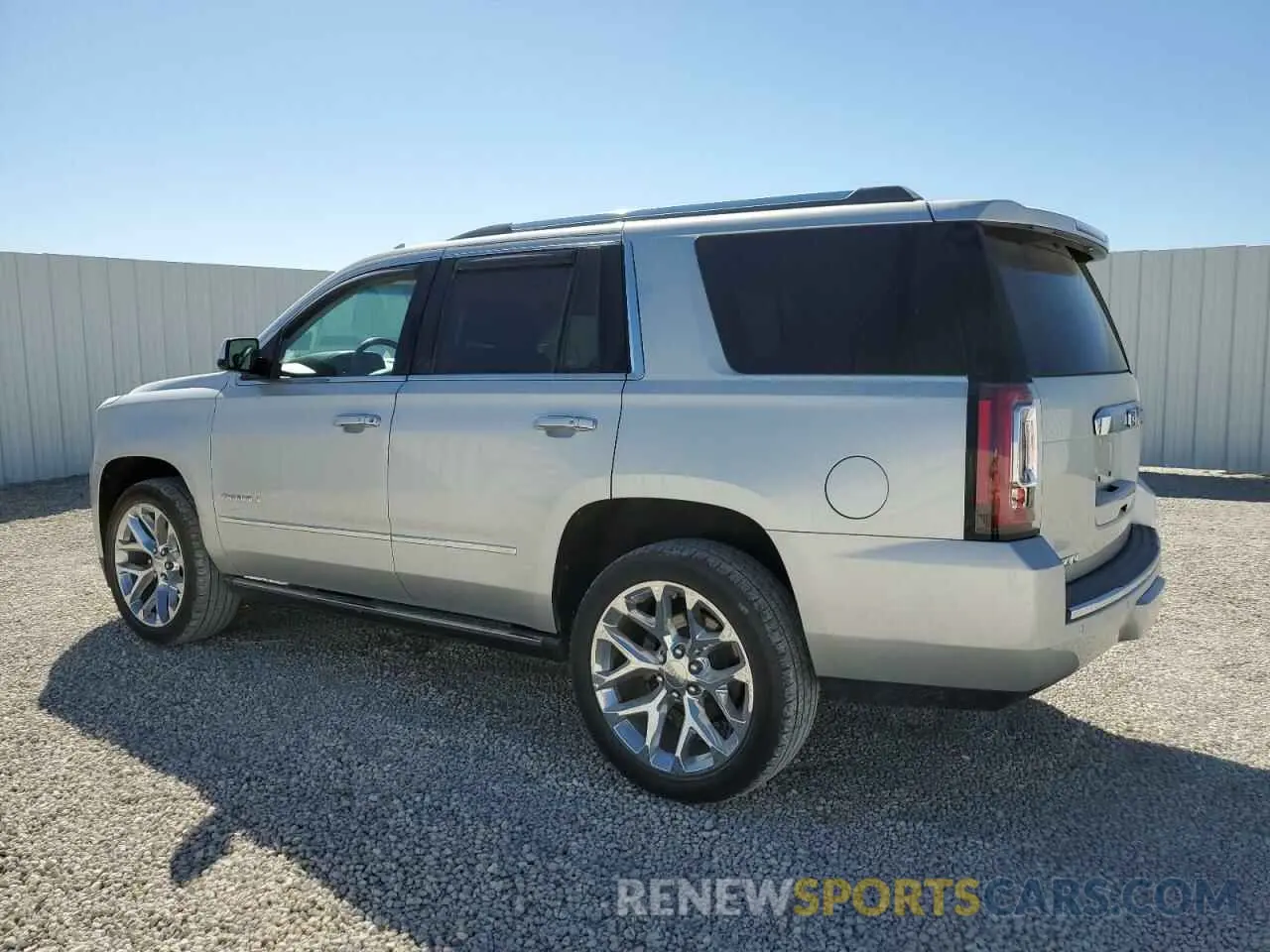 2 Photograph of a damaged car 1GKS2CKJ9KR248647 GMC YUKON 2019