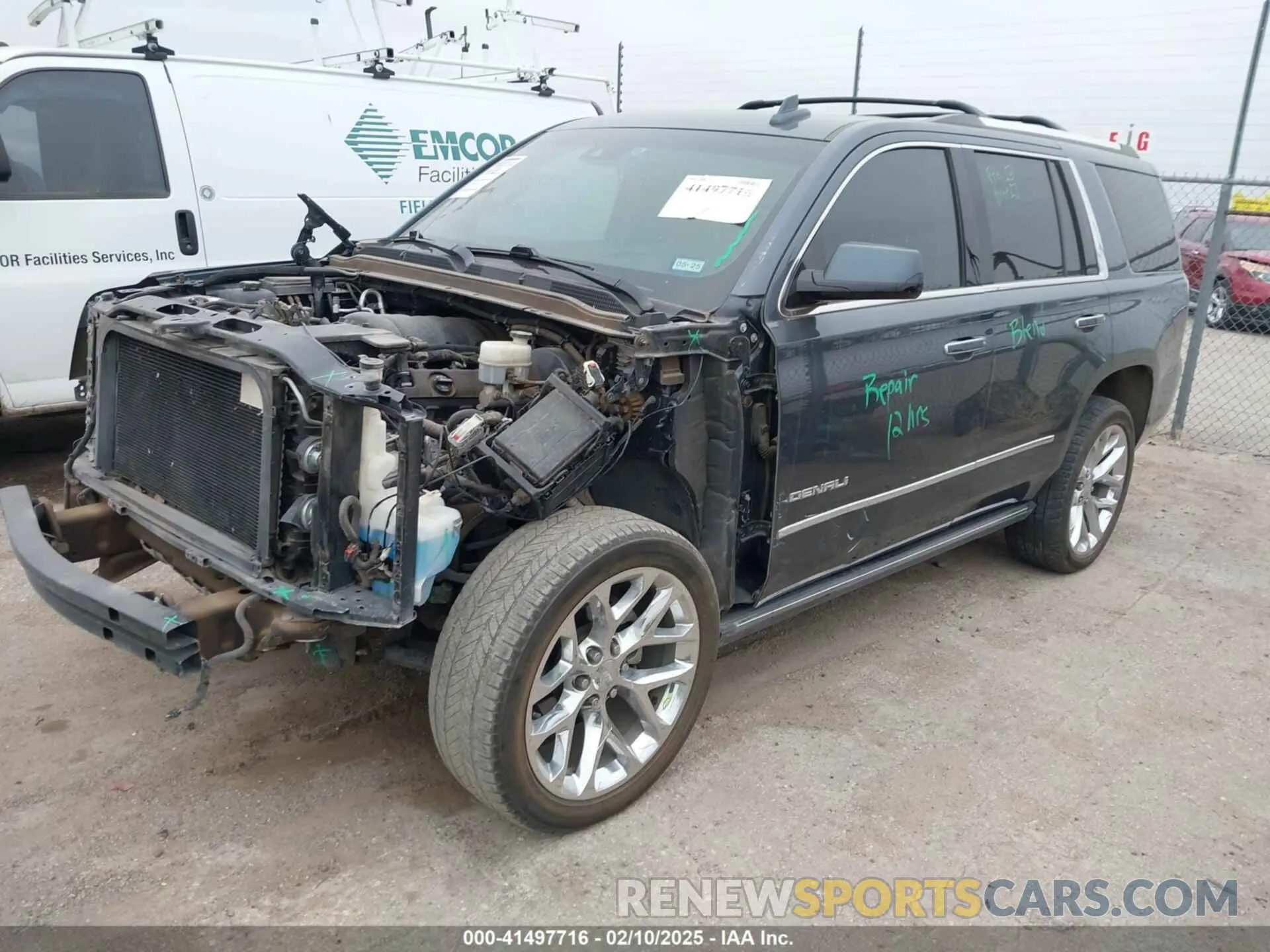 2 Фотография поврежденного автомобиля 1GKS2CKJXKR302229 GMC YUKON 2019