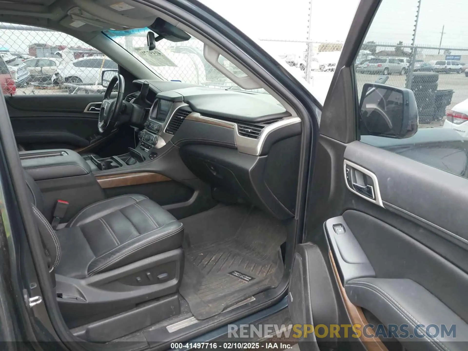 5 Фотография поврежденного автомобиля 1GKS2CKJXKR302229 GMC YUKON 2019
