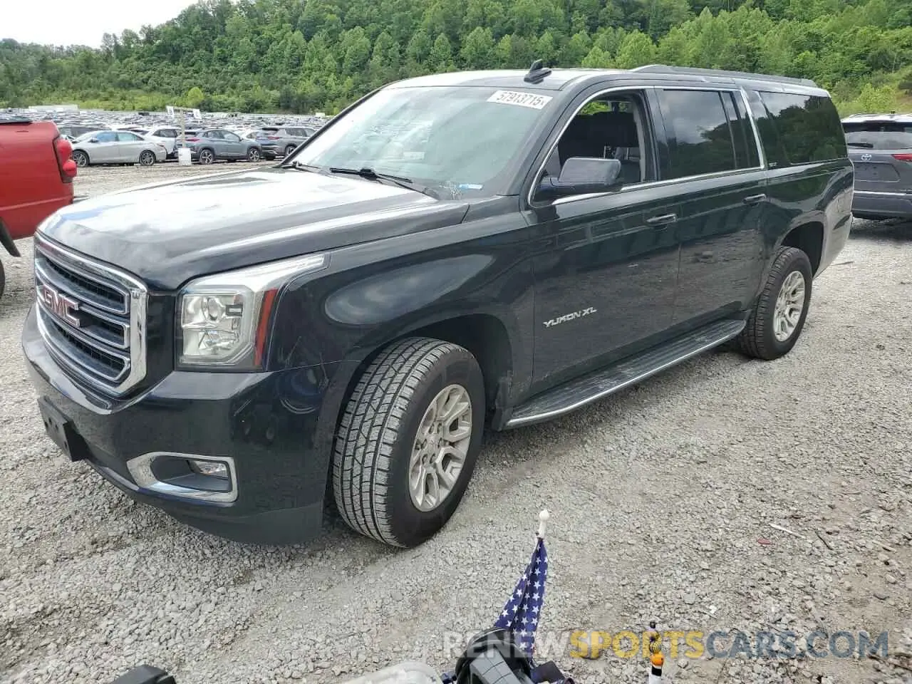 1 Фотография поврежденного автомобиля 1GKS2GKC5KR166603 GMC YUKON 2019