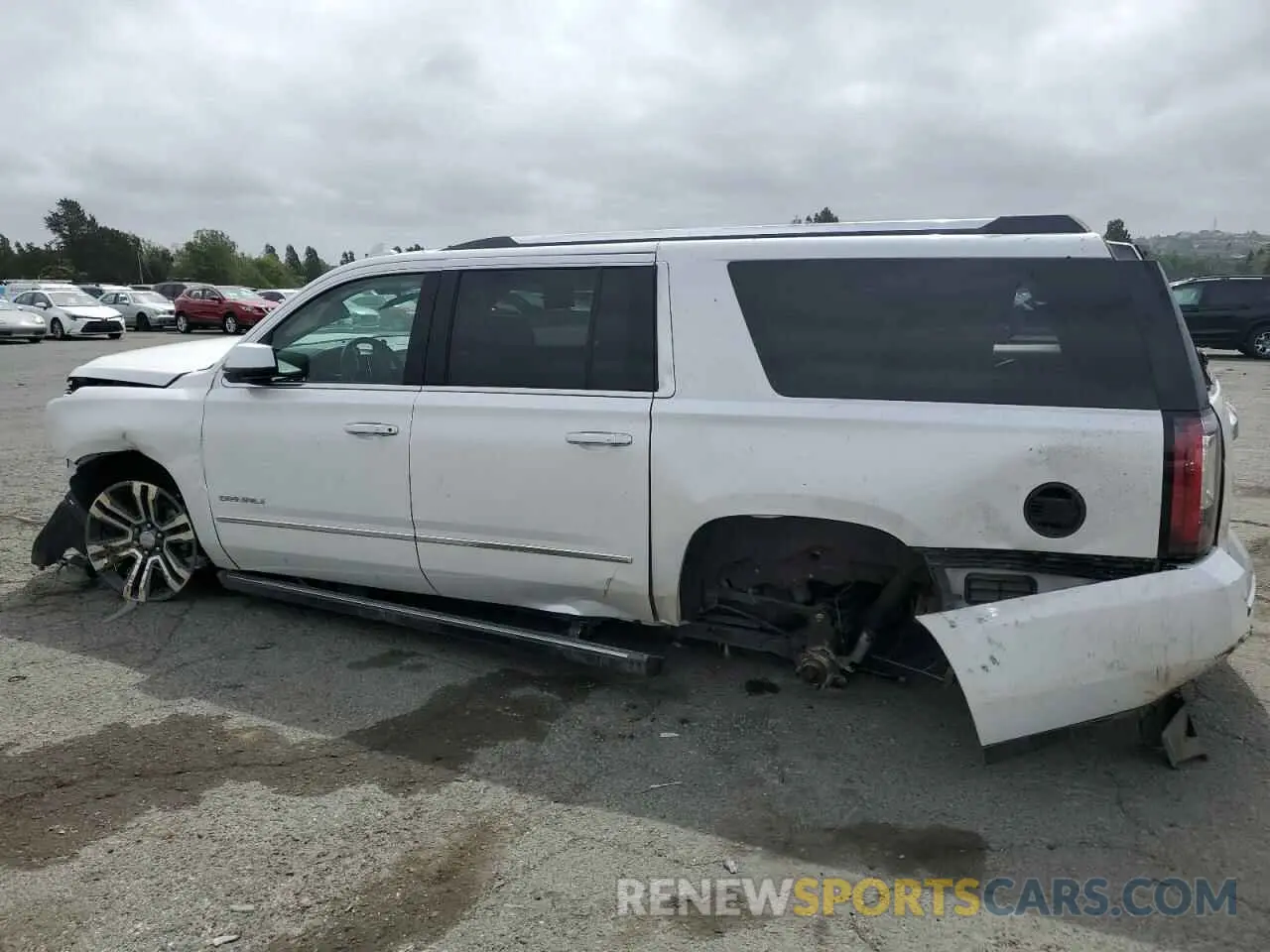 2 Photograph of a damaged car 1GKS2HKJ4KR297154 GMC YUKON 2019