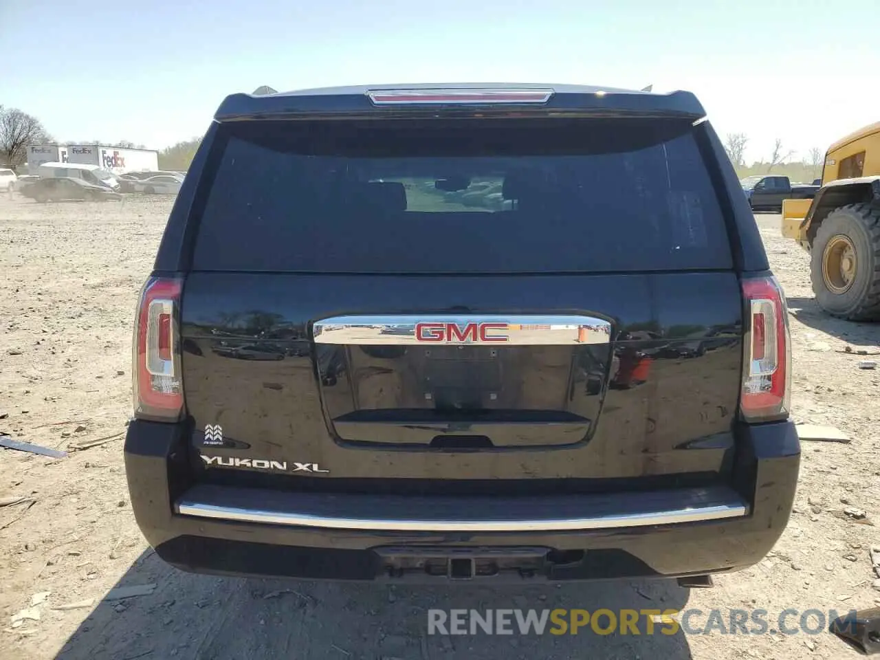 6 Photograph of a damaged car 1GKS2HKJ6KR307005 GMC YUKON 2019