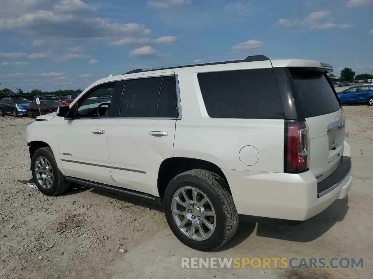 2 Photograph of a damaged car 1GKS1CKJ2LR179188 GMC YUKON 2020
