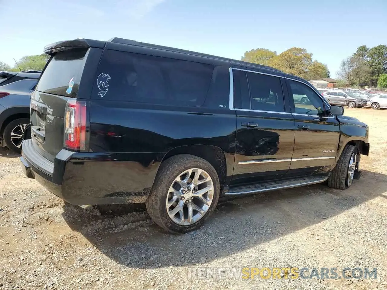 3 Фотография поврежденного автомобиля 1GKS1GKCXLR146352 GMC YUKON 2020