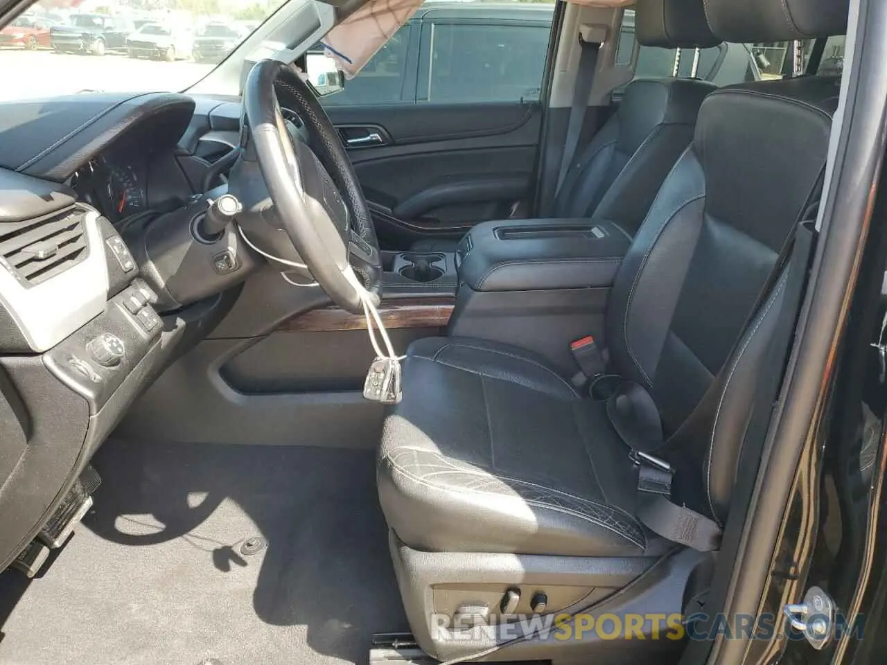 7 Фотография поврежденного автомобиля 1GKS1GKCXLR146352 GMC YUKON 2020