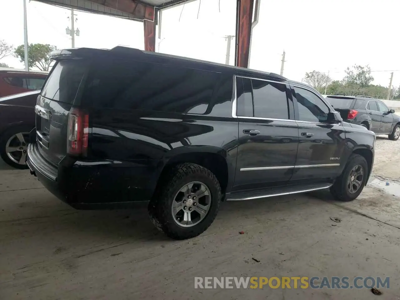 3 Фотография поврежденного автомобиля 1GKS1HKJ6LR127236 GMC YUKON 2020