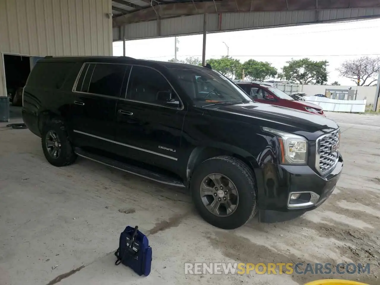 4 Фотография поврежденного автомобиля 1GKS1HKJ6LR127236 GMC YUKON 2020