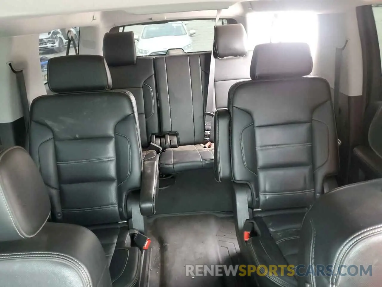 10 Фотография поврежденного автомобиля 1GKS1HKJ9LR291564 GMC YUKON 2020