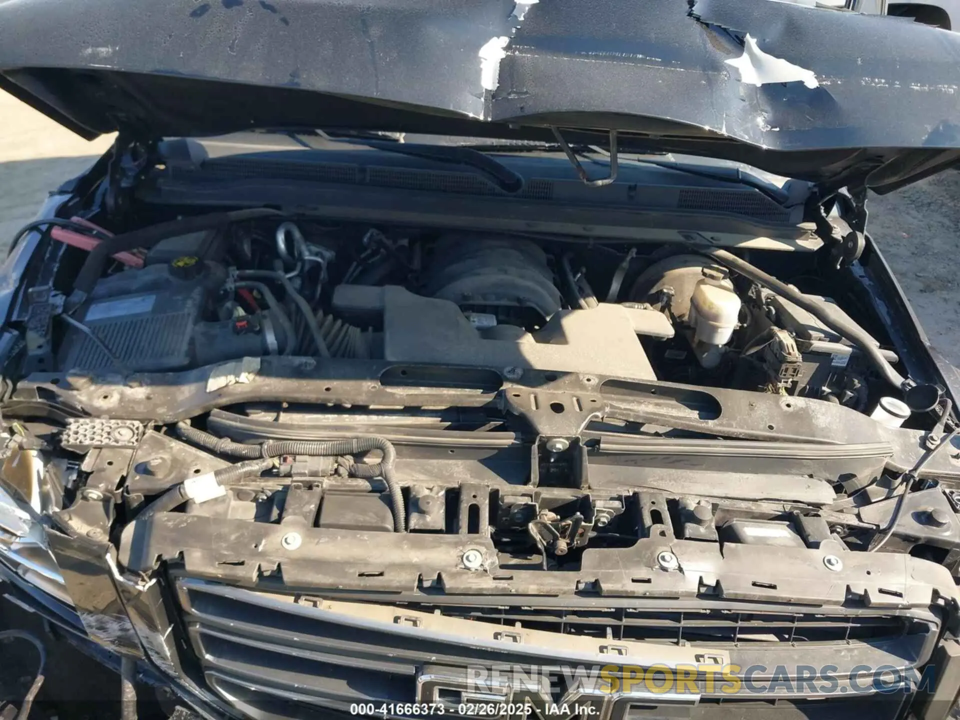 10 Photograph of a damaged car 1GKS2BKC1LR144201 GMC YUKON 2020
