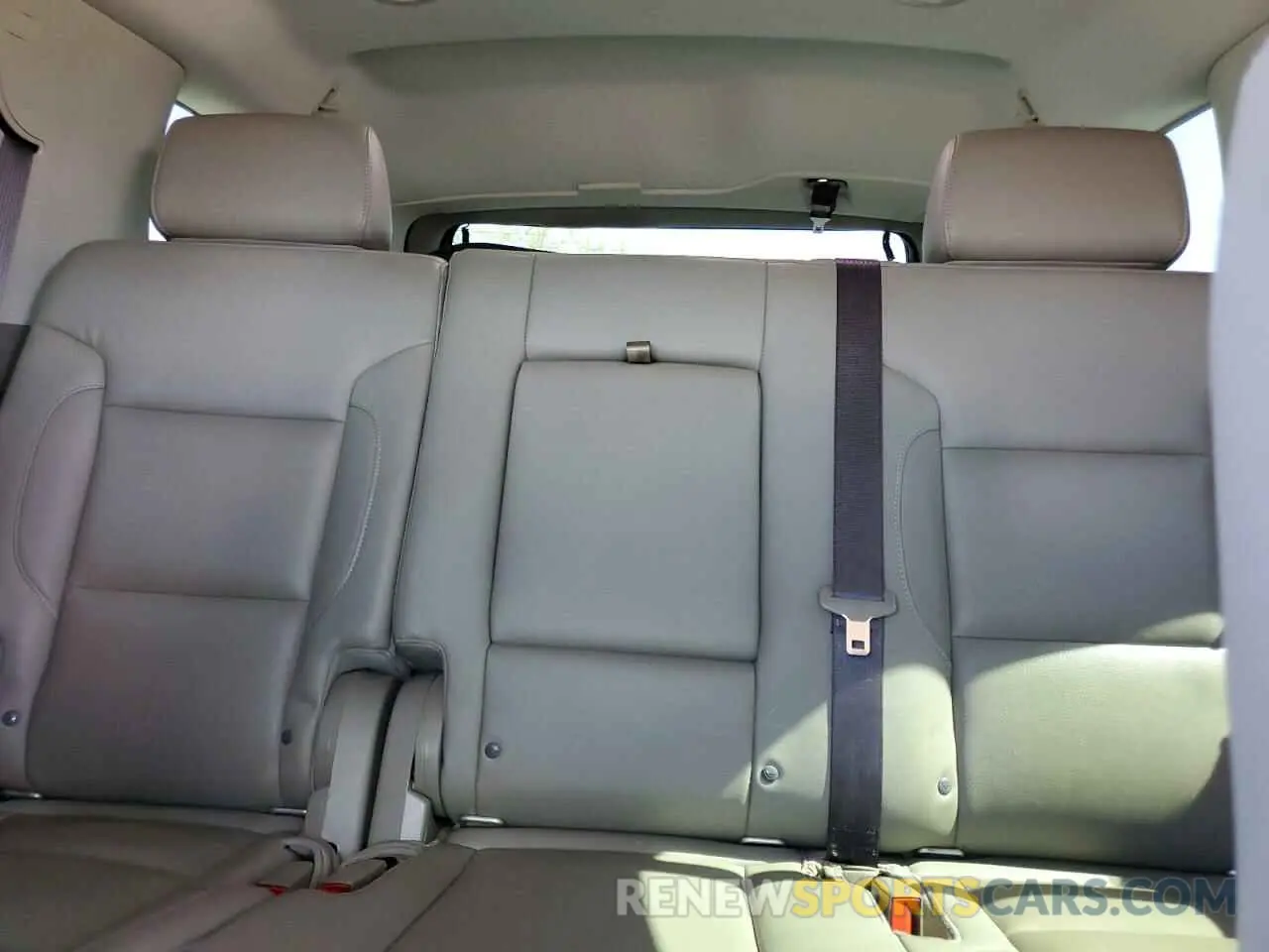 10 Фотография поврежденного автомобиля 1GKS2BKC2LR204423 GMC YUKON 2020