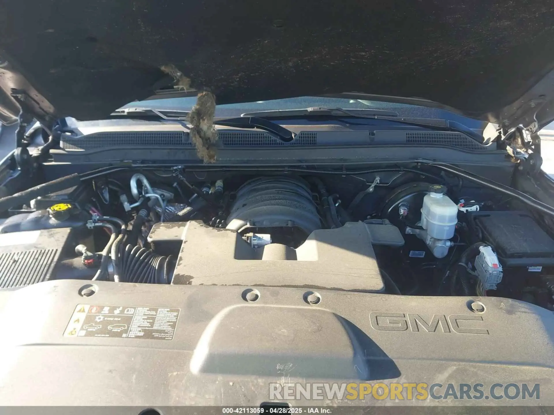 10 Фотография поврежденного автомобиля 1GKS2BKC6LR265158 GMC YUKON 2020