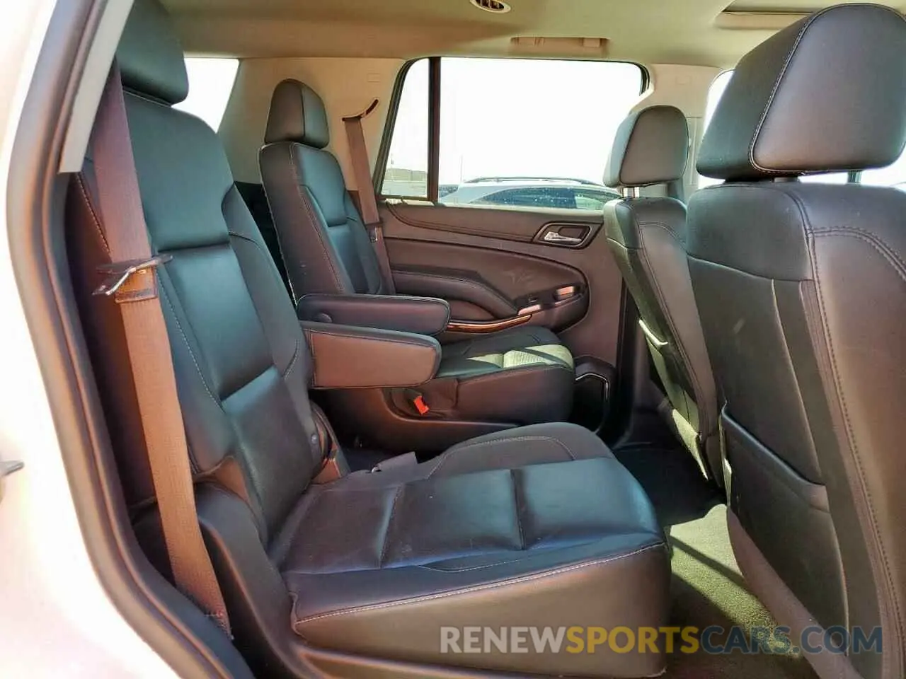 11 Фотография поврежденного автомобиля 1GKS2BKCXLR215461 GMC YUKON 2020