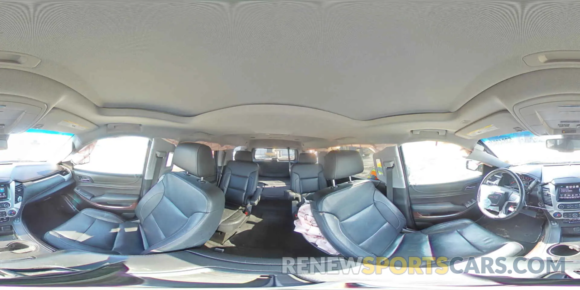 16 Photograph of a damaged car 1GKS2BKCXLR235497 GMC YUKON 2020