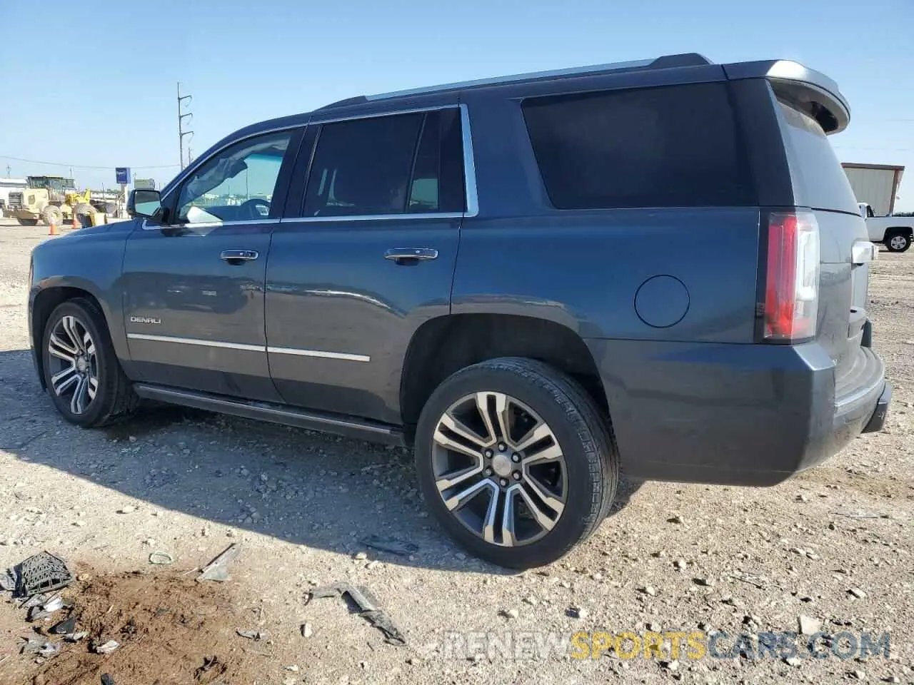 2 Фотография поврежденного автомобиля 1GKS2CKJ3LR263467 GMC YUKON 2020