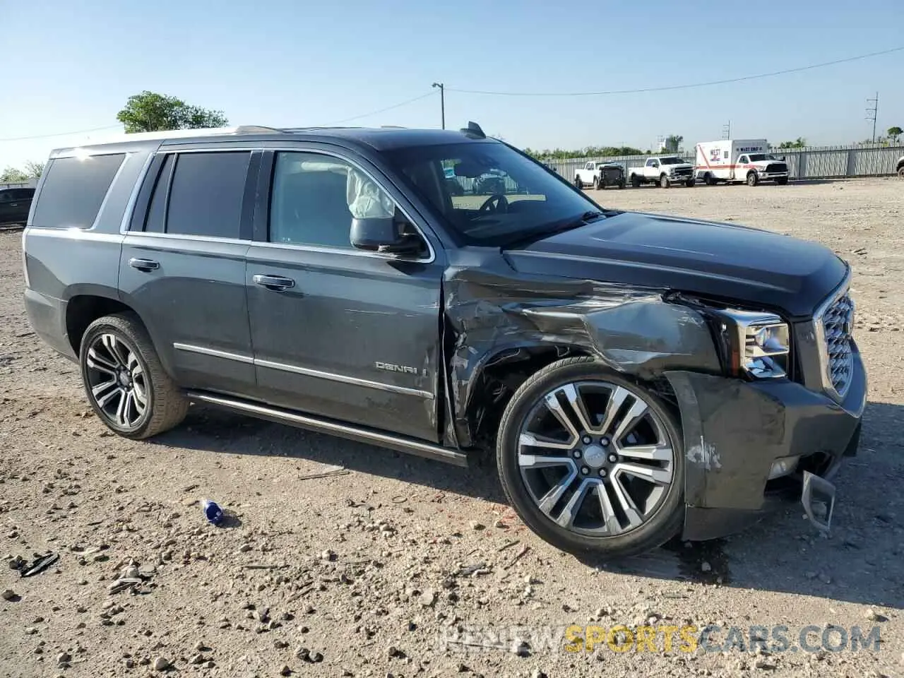 4 Фотография поврежденного автомобиля 1GKS2CKJ3LR263467 GMC YUKON 2020