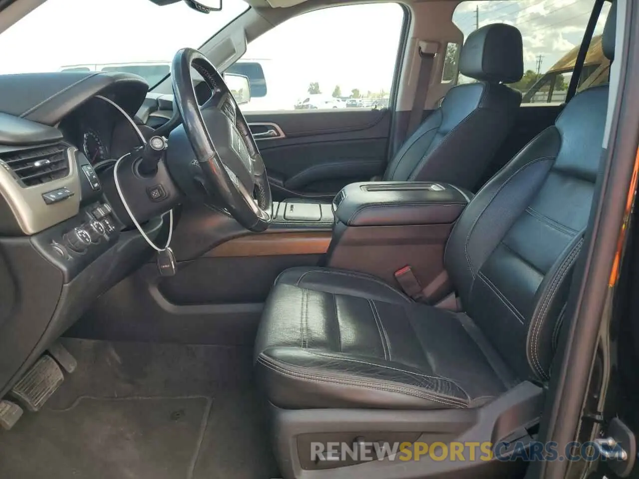 7 Фотография поврежденного автомобиля 1GKS2CKJ5LR138566 GMC YUKON 2020
