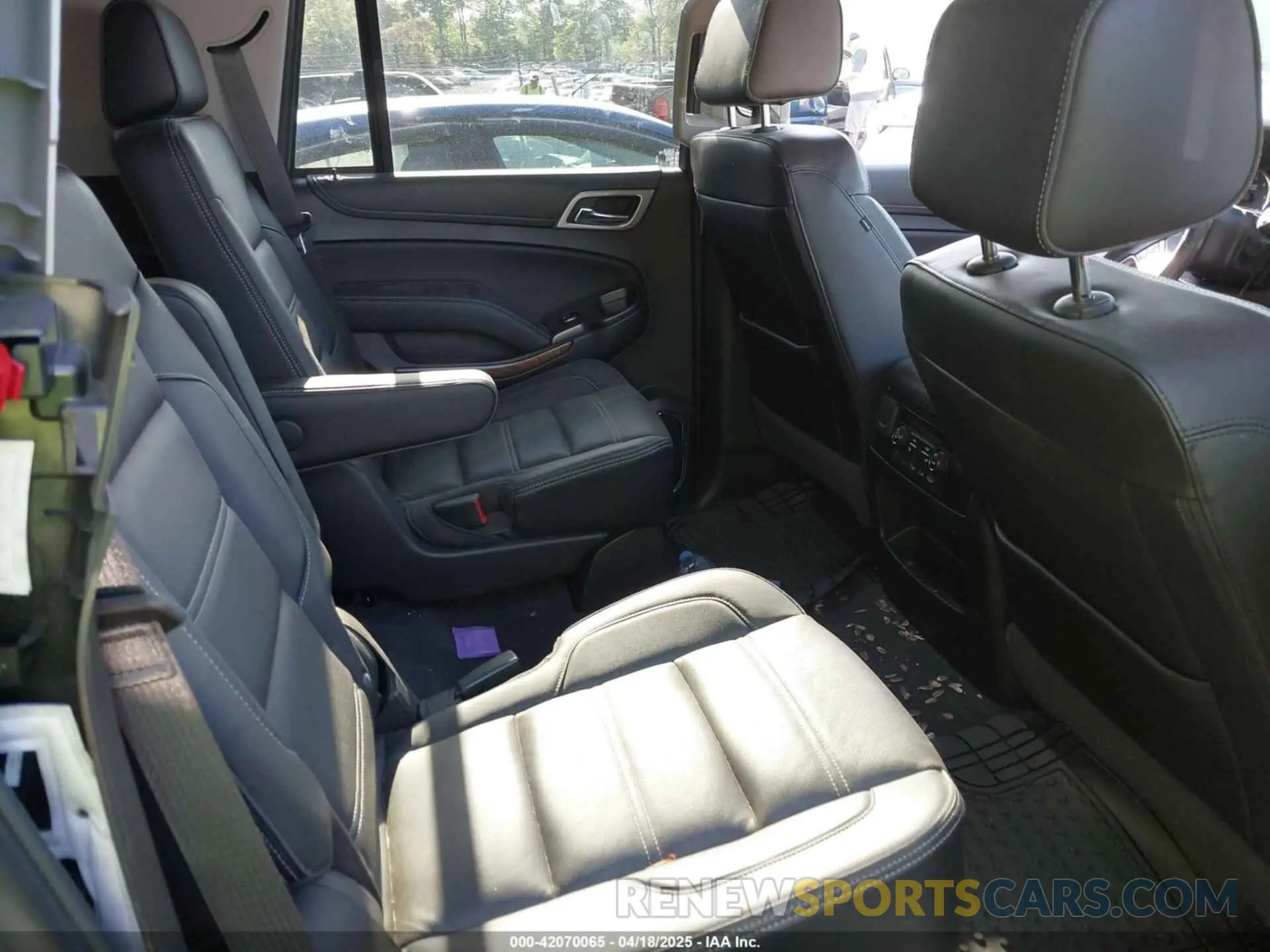8 Фотография поврежденного автомобиля 1GKS2CKJ5LR227859 GMC YUKON 2020