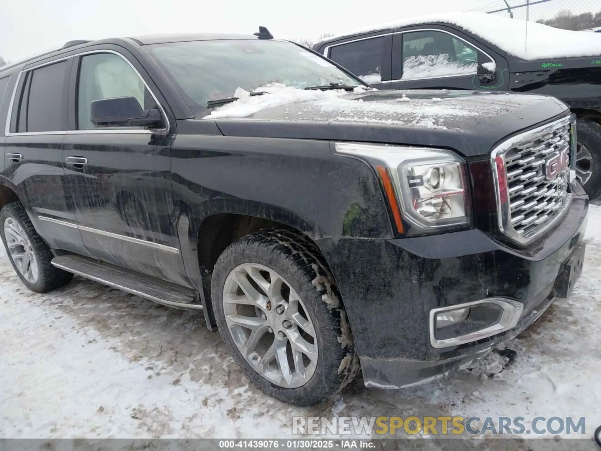 1 Фотография поврежденного автомобиля 1GKS2CKJ5LR301216 GMC YUKON 2020