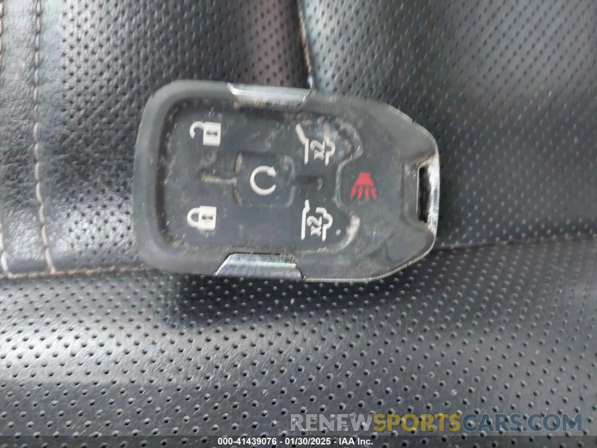 11 Фотография поврежденного автомобиля 1GKS2CKJ5LR301216 GMC YUKON 2020