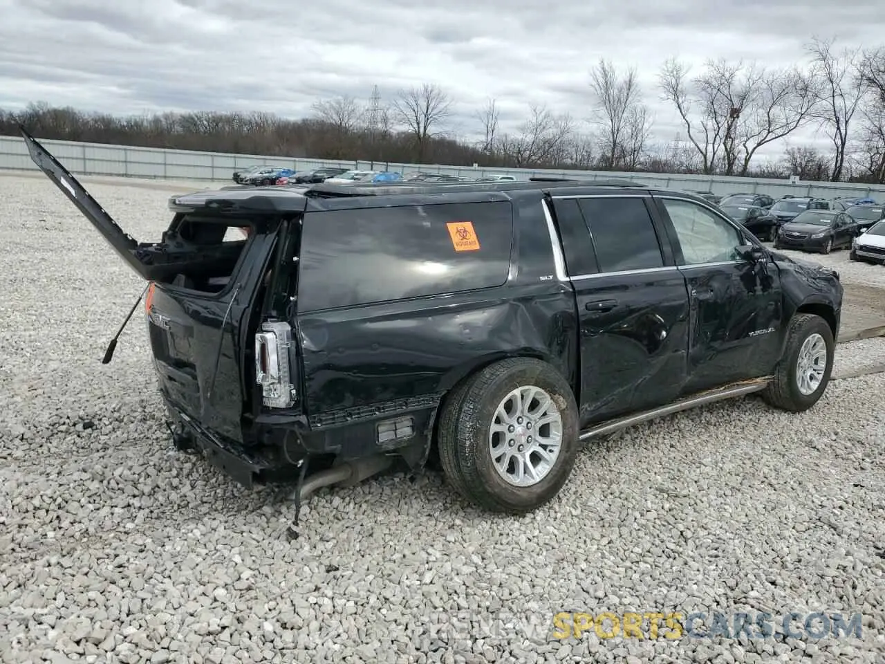 3 Фотография поврежденного автомобиля 1GKS2GKC6LR263083 GMC YUKON 2020