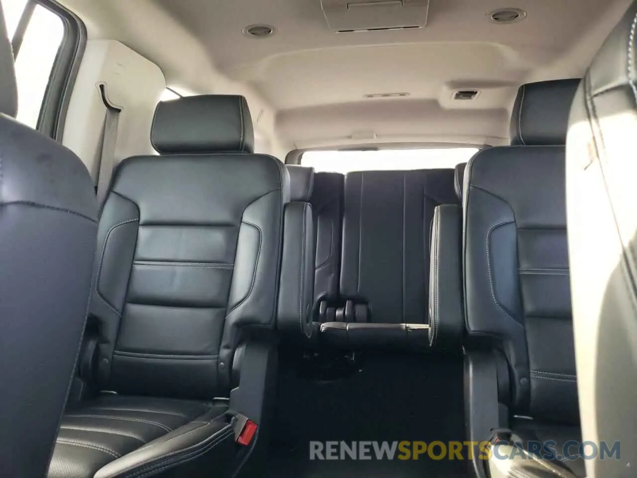 10 Фотография поврежденного автомобиля 1GKS2HKJ8LR219980 GMC YUKON 2020