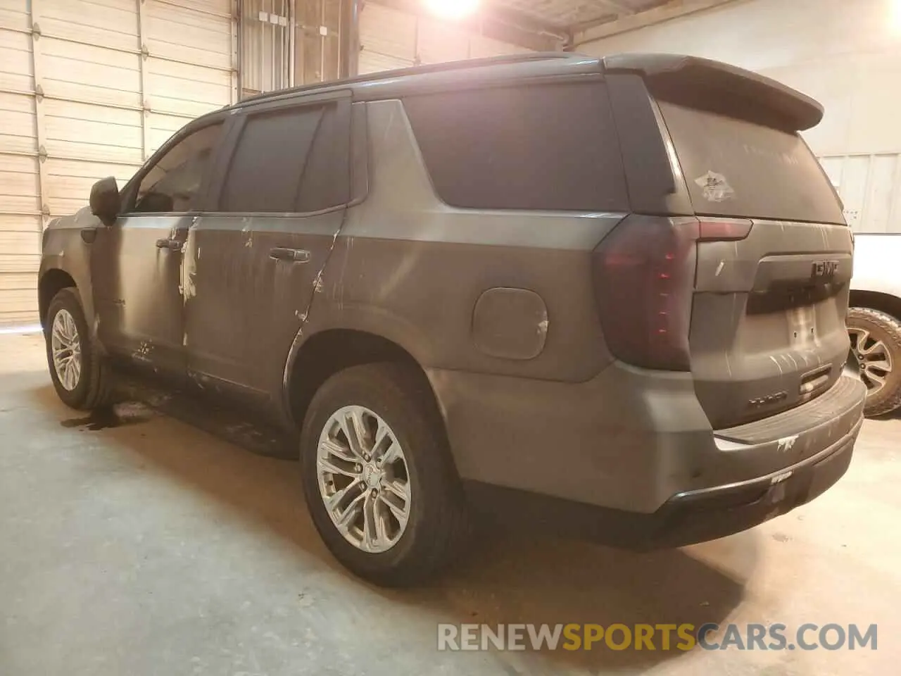 2 Photograph of a damaged car 1GKS1BKD3MR185989 GMC YUKON 2021