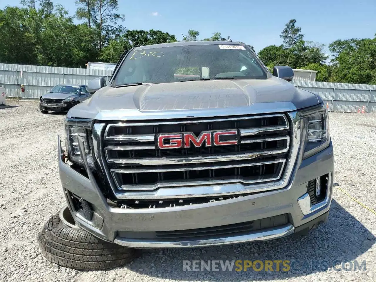 5 Фотография поврежденного автомобиля 1GKS1BKD3MR438566 GMC YUKON 2021