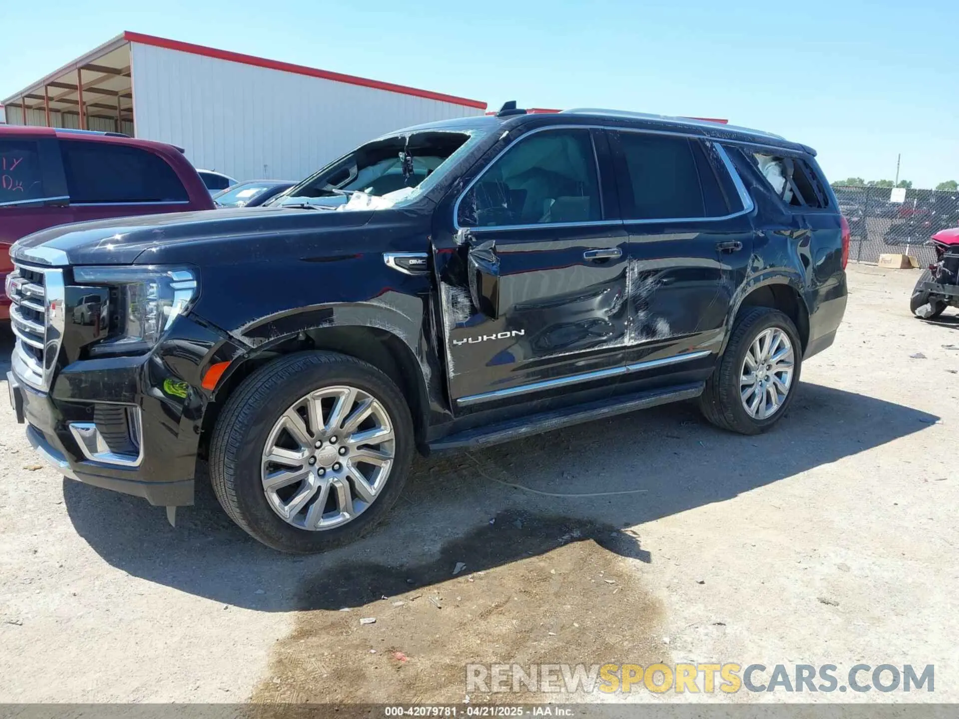 6 Photograph of a damaged car 1GKS1BKD6MR482626 GMC YUKON 2021