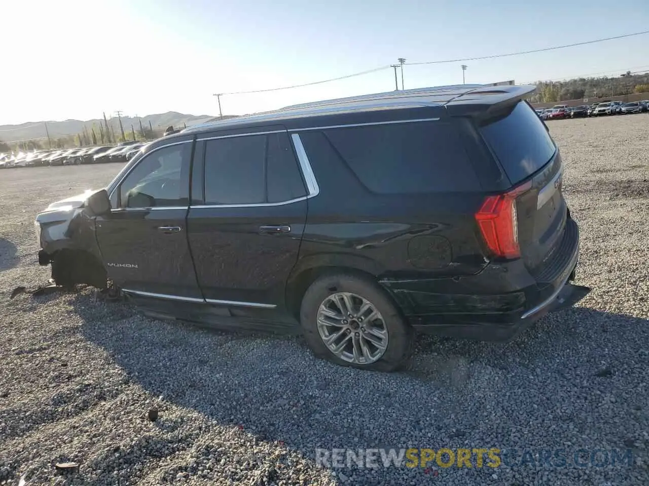 2 Фотография поврежденного автомобиля 1GKS1BKD7MR371454 GMC YUKON 2021
