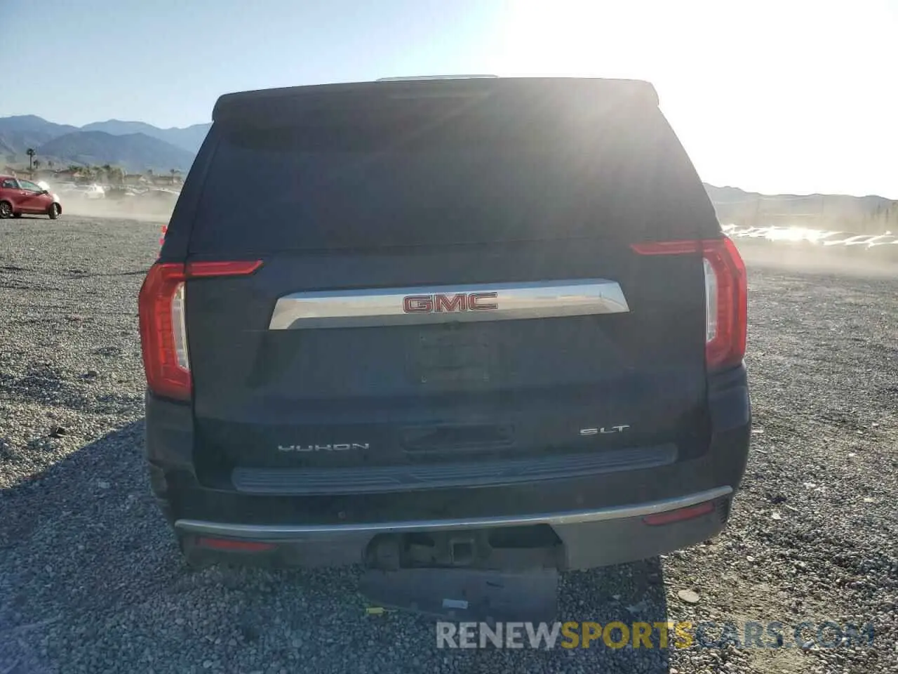 6 Фотография поврежденного автомобиля 1GKS1BKD7MR371454 GMC YUKON 2021