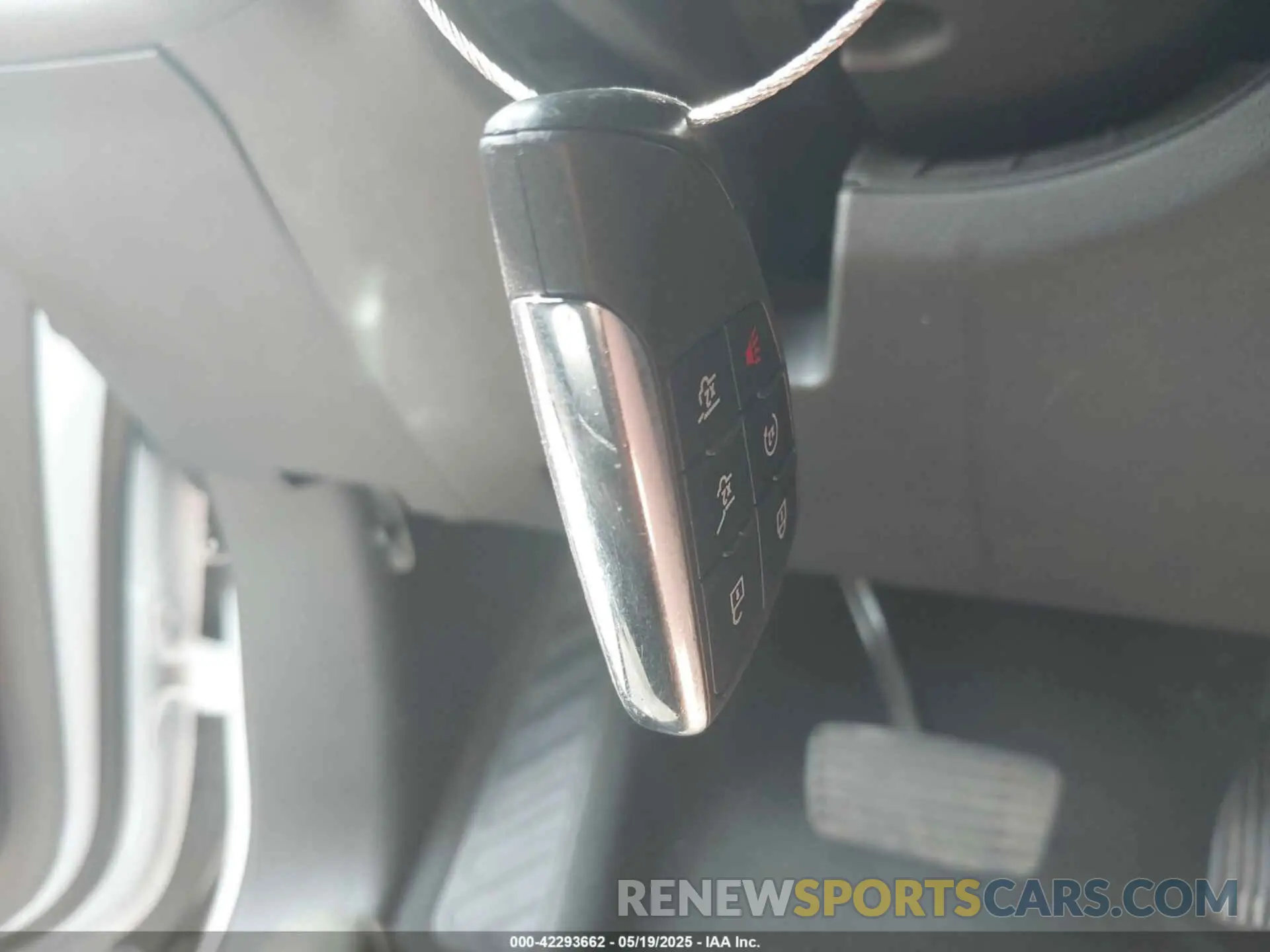 11 Фотография поврежденного автомобиля 1GKS1BKDXMR284292 GMC YUKON 2021