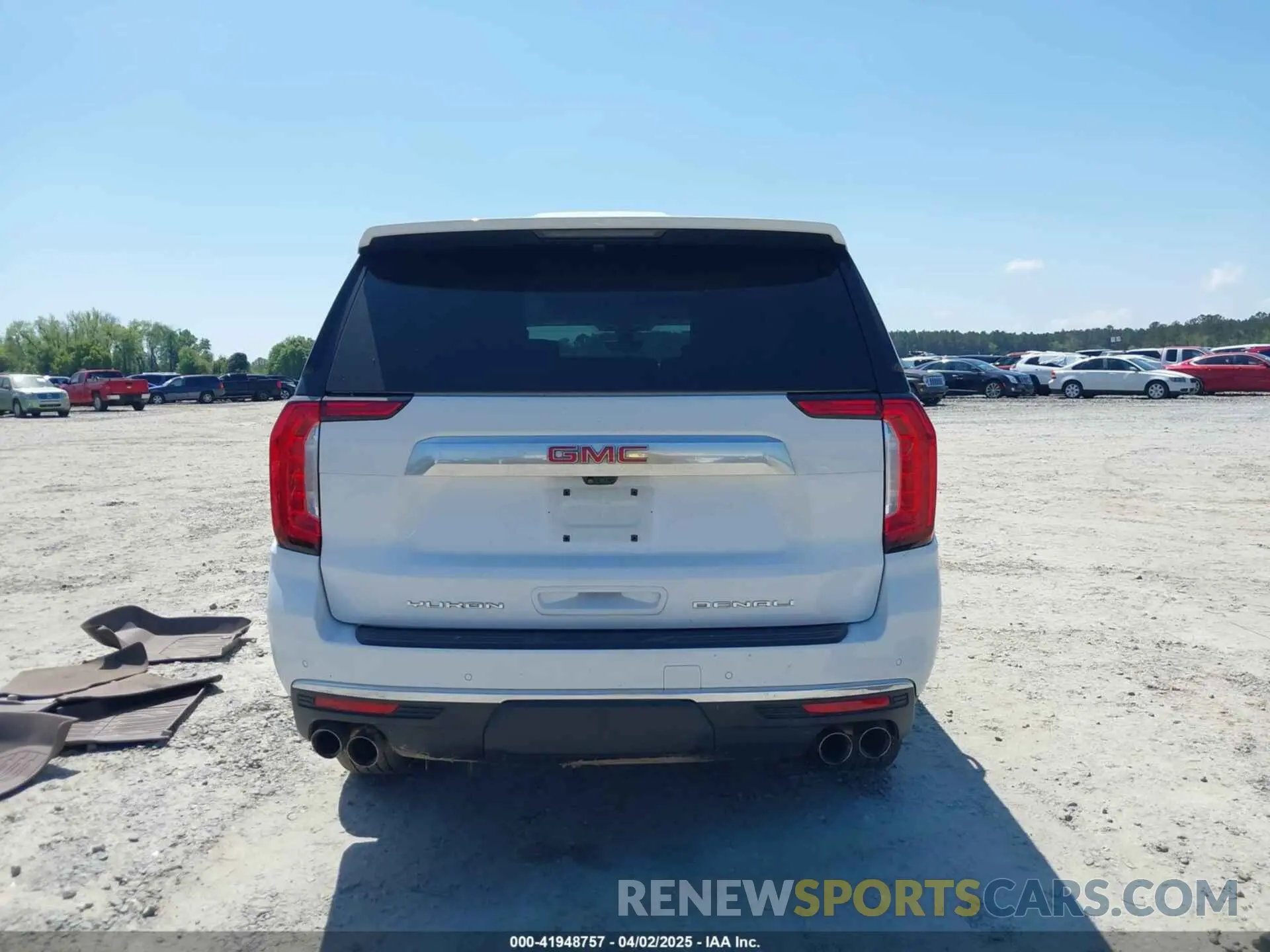 17 Фотография поврежденного автомобиля 1GKS1DKL2MR142019 GMC YUKON 2021