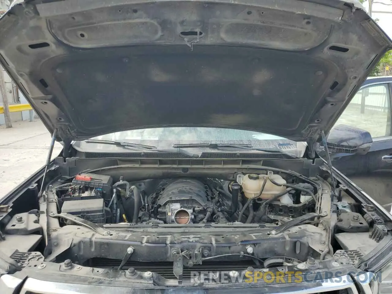 12 Фотография поврежденного автомобиля 1GKS1GKD8MR488604 GMC YUKON 2021